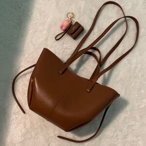 Women's Brown Leather Tote Bag - Classic Everyday Shoulder Bag